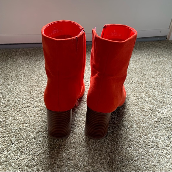 Tomato red suede heeled boots - M&S size 7 - Picture 5 of 11